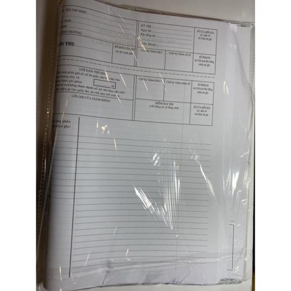 Giấy thi phách dọc , phách ngang .