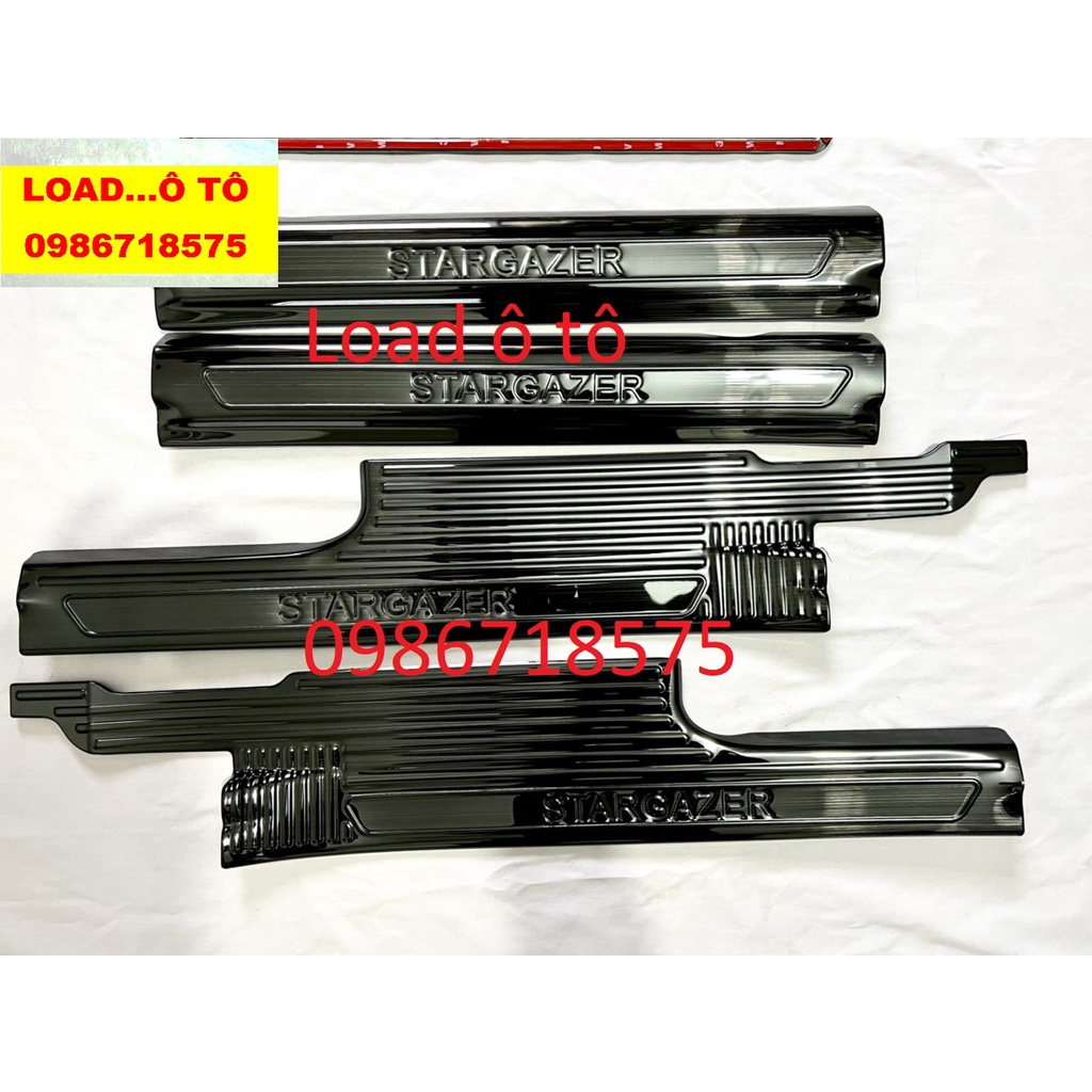 Ốp Bậc Cửa, Nẹp Bước Chân Huyndai Stargazer 2023 Mẫu Titan Cao Cấp, Có Sẵn Keo Dán Chuyên Dụng 3M