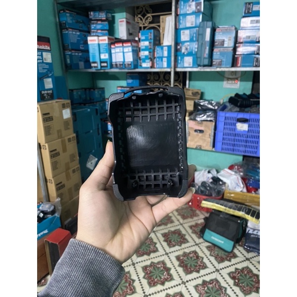 Đế caosu lót pin 18V của makita chính hãng