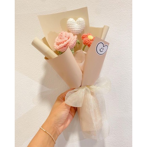 Bó Hoa Hồng Đan Len - Bó Hoa Len Gói Sẵn - Hoa Trái Tim Len - Hoa Len Handmade - Quà tặng Handmade/Q