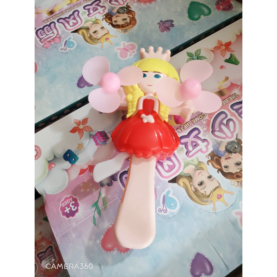 Quạt Cầm Tay Mini Công Chúa Tiện Dụng Hoạ Tiết Dễ Thương Cho Bé Monshop vpp