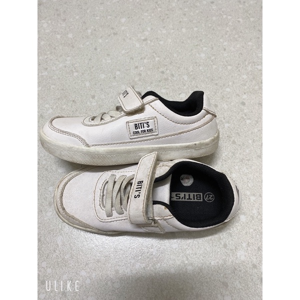 Thanh lý giày cho bé