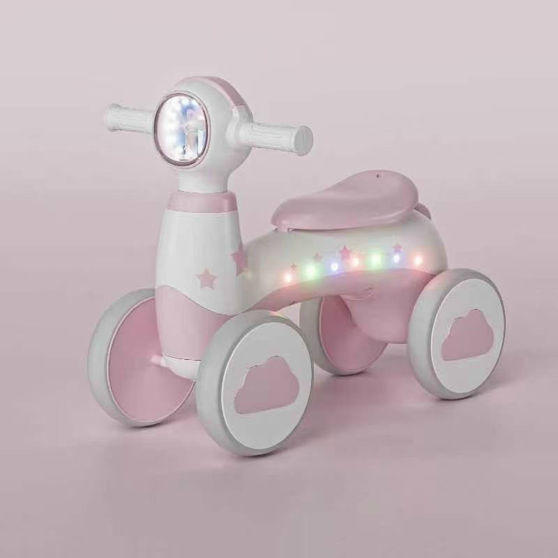 Xe chòi chân cho bé cao cấp 4 bánh. Xe Có Đèn Nháy 2 Bên. Có nhạc.Đèn Phát sáng. Dành Bé Từ 1 Đến 6 Tuổi