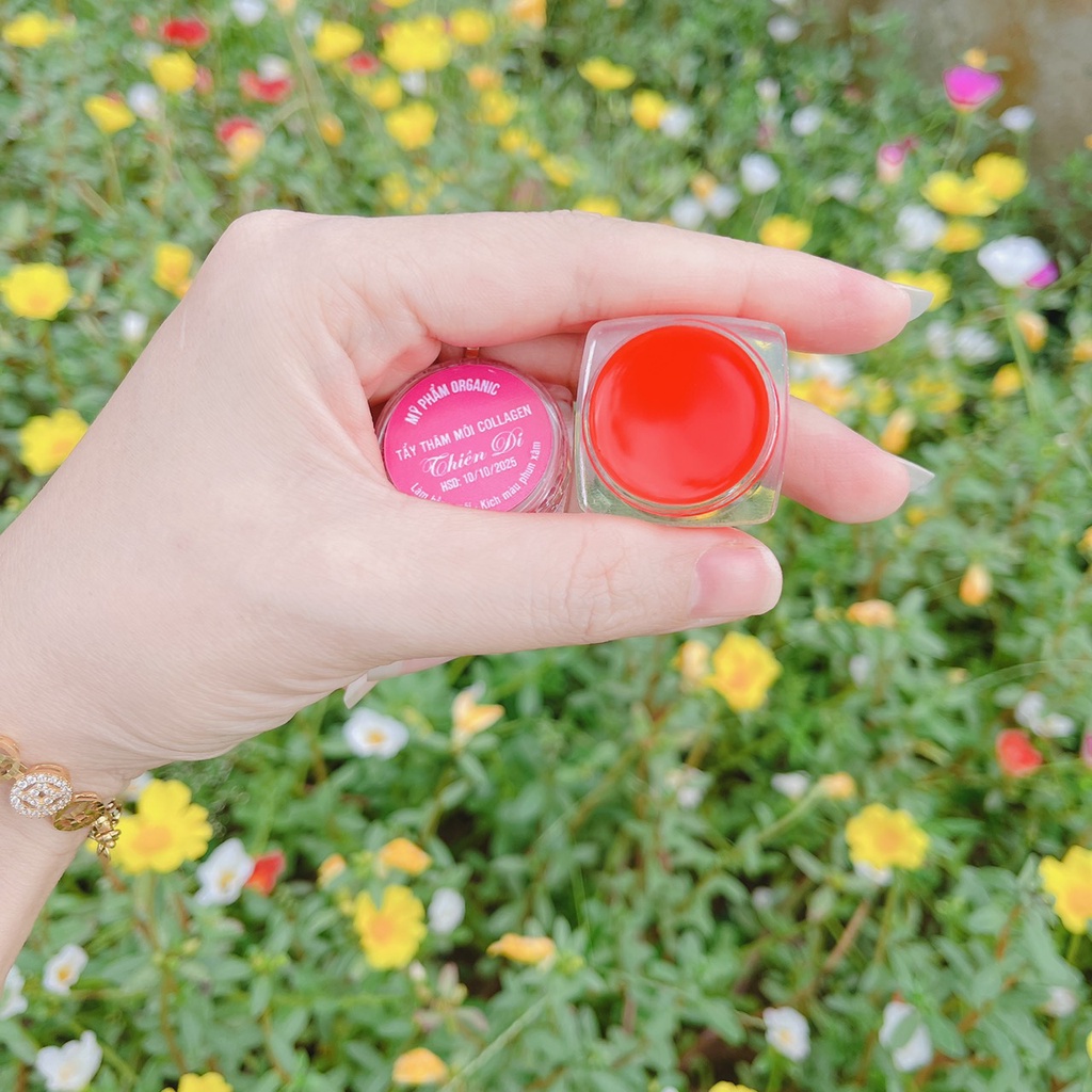 Dưỡng môi Collagen Thiên Di giúp khử thâm môi, làm môi hồng hào mềm mịn tự nhiên an toàn 100% từ thiên nhiên