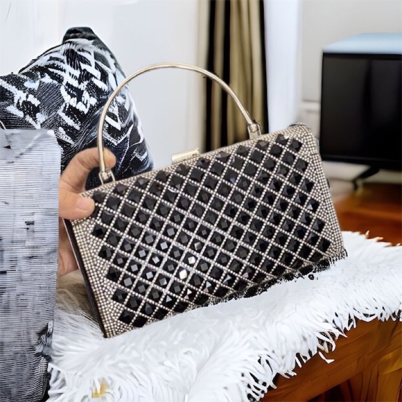 Bóp Đầm Cầm Tay Có Quai Đeo Vai Kết Hạt Thủ Công