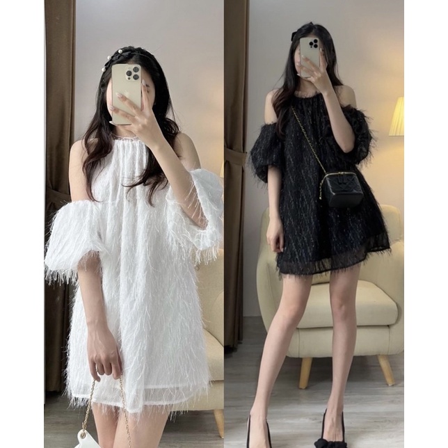 Váy yếm lông tơ Y1, đầm cổ yếm trễ vai dáng ngắn điệu đà.