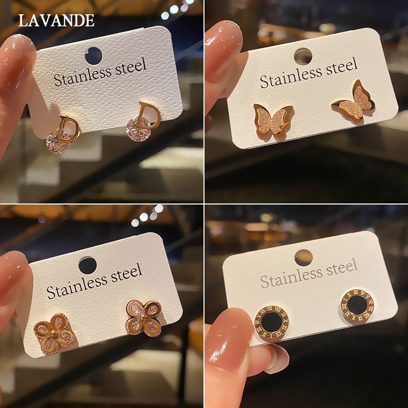 【LAVANDE】Bông Tai Mạ Vàng 100% Titan Không Phai Hình Bướm Ngôi Sao Cá Tính Bông Tai Tắm E2H19