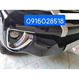 Bộ 2 ốp đèn gầm fortuner 2017 2018 2019 2020 đèn cản, ốp đèn sương mù , xe ô tô mạ crom