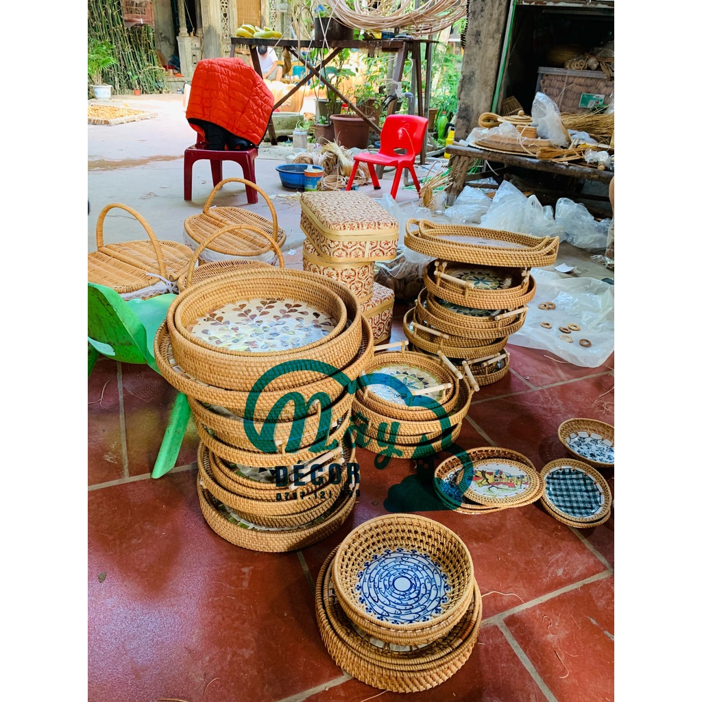 Khay mây guột đế khảm trai hàng thủ công