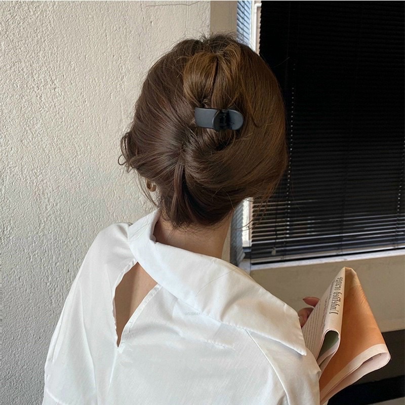 Cặp ngoàm đen 3 răng cho bạn gái