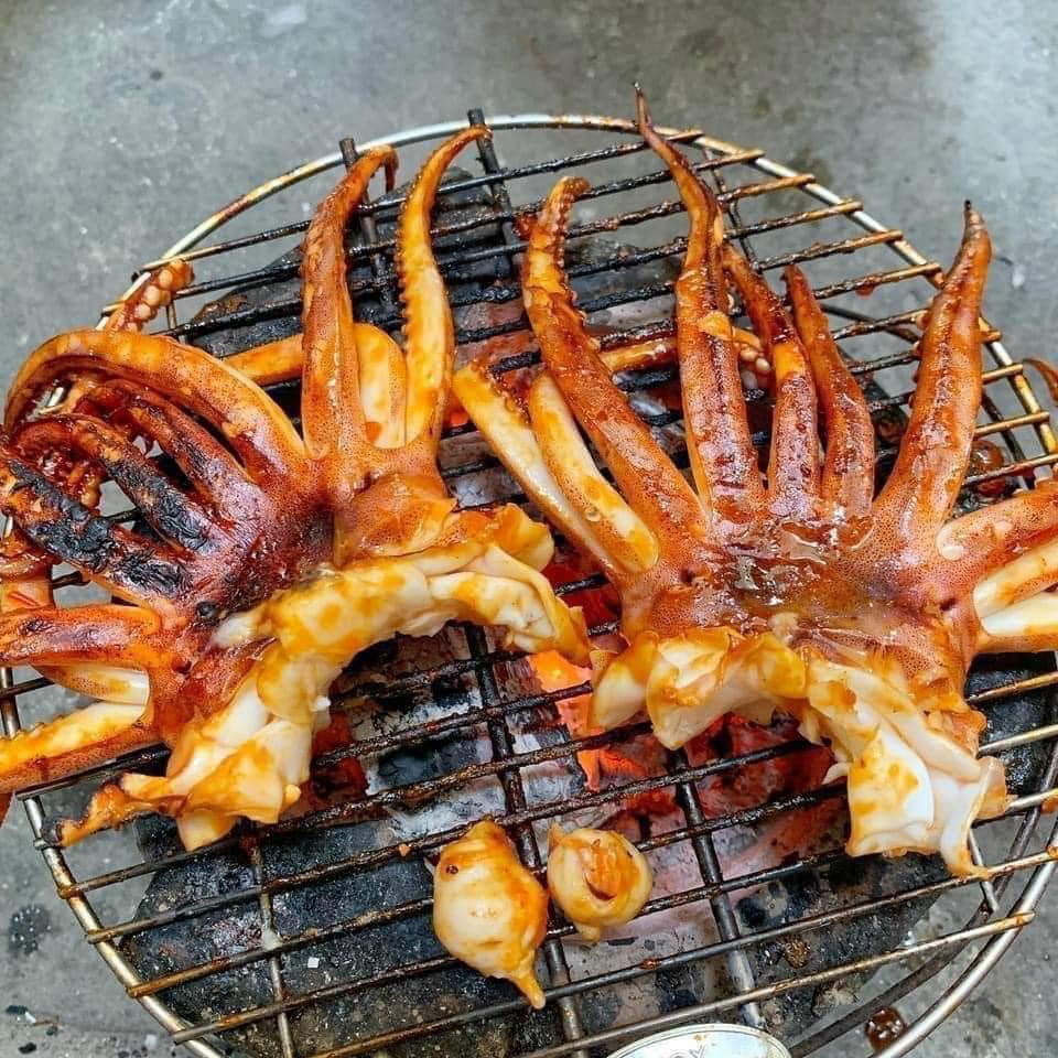 (CỰC RẺ) râu mực/đầu mực Quảng Ninh to ngon khay 1kg(net8)
