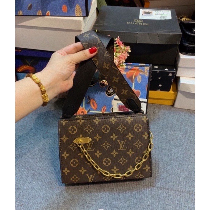 Túi hộp Lv đeo chéo thời trang, túi xách đẹp 2023 dây xích vàng