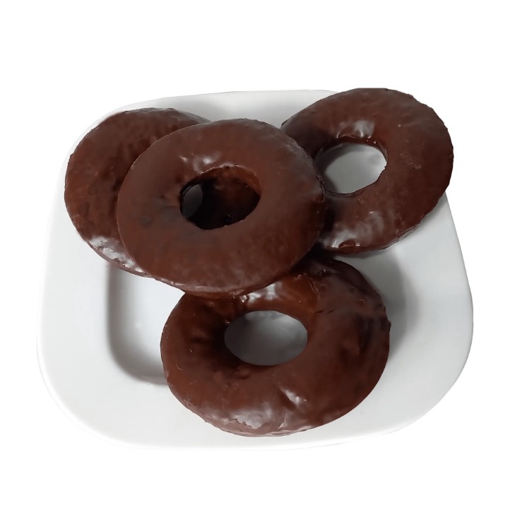 Bánh donut phủ socola nhân kem trứng Doowee Donut gói 384g
