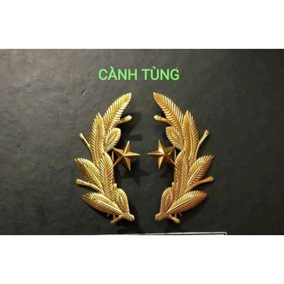 Cành tùng trang trí cài áo