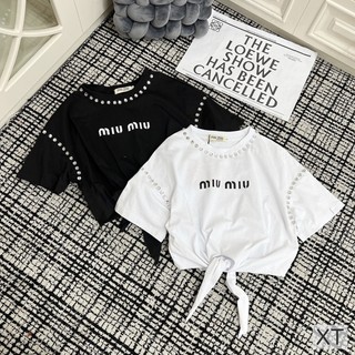 Áo thun croptop buộc eo miumiu đính đá