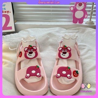 Dép gấu dâu Dép lê đi bên ngoài đế bằng hoạt hình gấu dâu dễ thương nữ đi biển instagram mùa hè 2023 dép bánh mì