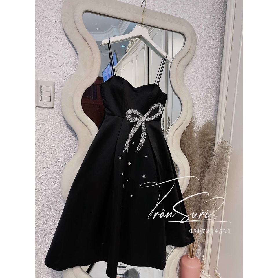 Đầm váy nữ 2 dây tapta ( có mút ngực ) dáng xòe quý phái họa tiết đính nơ kim tuyến dễ thương đi chơi dự tiệc