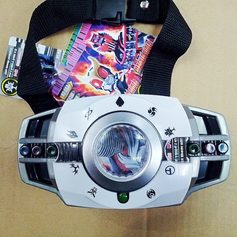 Đồ Chơi Nhân Vật Kamen Rider DX Biến Hình Có Âm Thanh Phát Sáng Độc Đáo