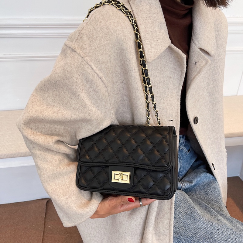 Túi xách đeo chéo nữ Bag.Thanhthu giá rẻ đẹp đi chơi phong cách thời trang hàn quốc thêu 2 đường 695