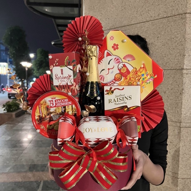 Hộp quà tặng dáng viên kẹo hộp đựng kẹo giỏ quà Tết