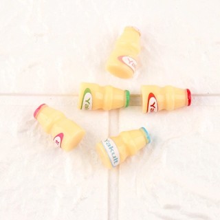 Charm hũ sữa chua lên men Yakult