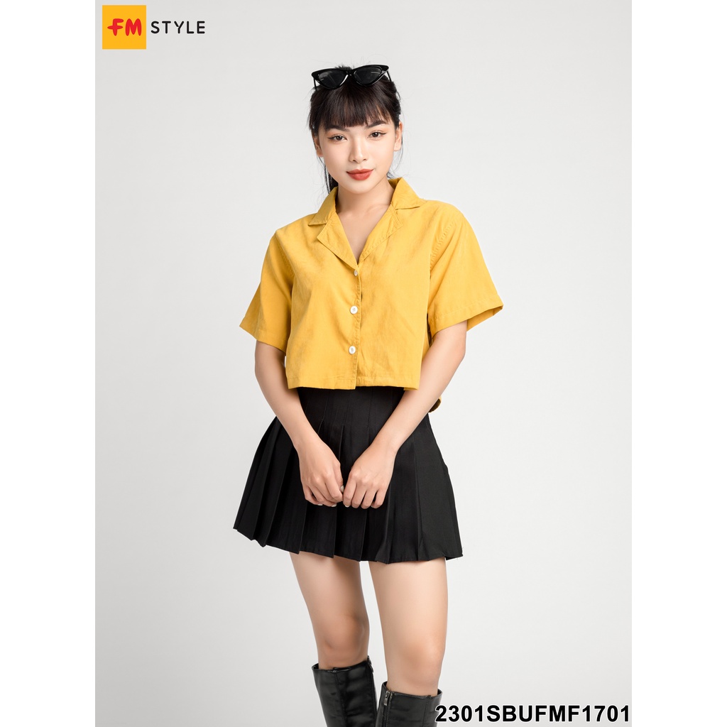 Áo kiểu nữ sơ mi croptop FM STYLE thiết kế tay ngắn cổ vest đính nút thời trang basic phong cách Hàn Quốc 23020312