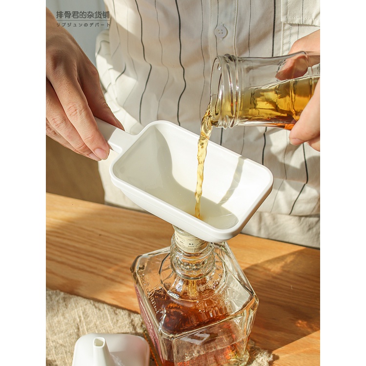 Phễu Nhựa Tách Biệt Đường Kính Lớn Kiểu Nhật Bản Cho Nhà Bếp