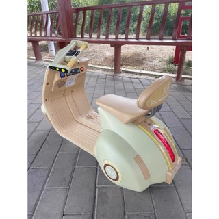 Xe máy điện Vespa Q916