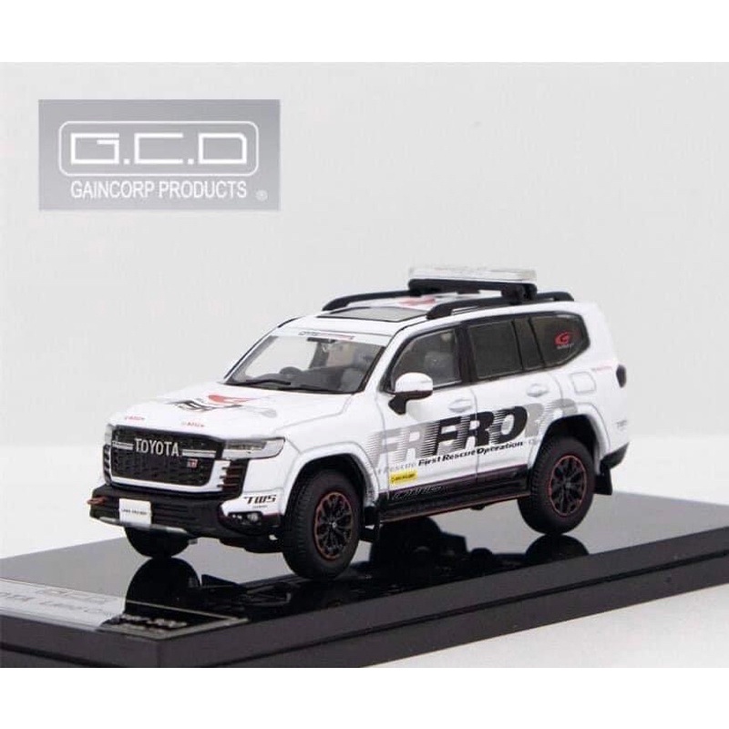 mohinhxeps-1/64_Mô Hình Xe Hơi Toyota LAND CRUISER LC300-Super-GT_Race_Sfety-Car_GCD