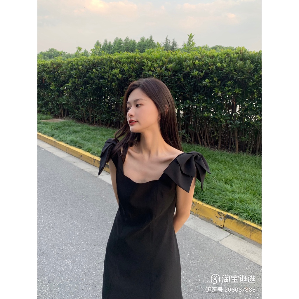 Đầm Chữ A Cách Điệu Vai Nơ Năng Động, Trẻ Trung - Sena Dress