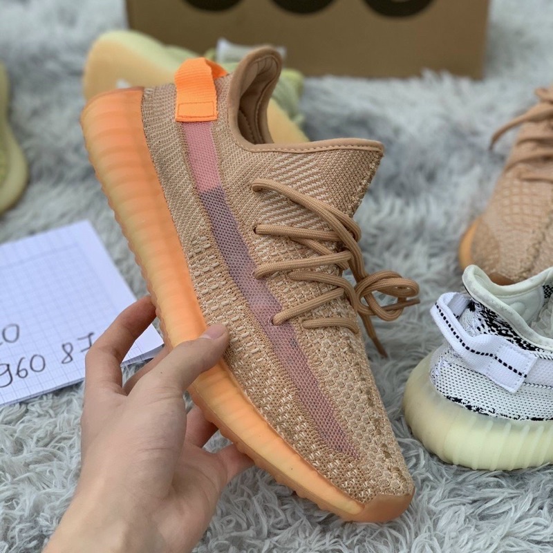 Giày mẫu mới  nhất chuẩn đẹp.