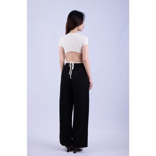 Áo croptop cut-out phía sau có dây buộc, vải thun cotton mịn