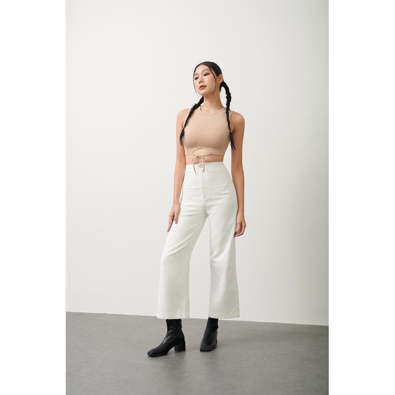 Áo thun croptop thắt dây tròn dưới thời trang GAGO màu be kem GA4275