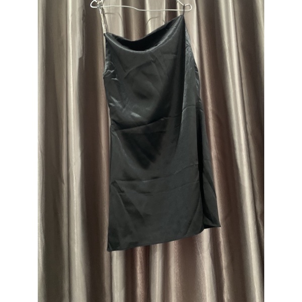 Thanh lý váy QTran size m form suông thắt beo