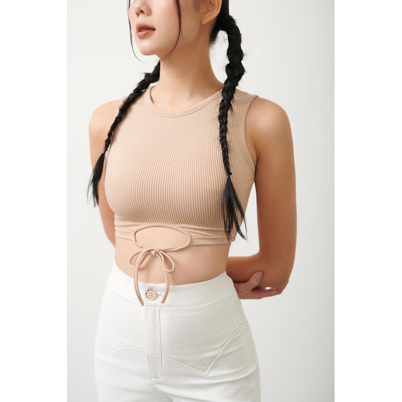 Áo thun croptop thắt dây tròn dưới thời trang GAGO màu be kem GA4275
