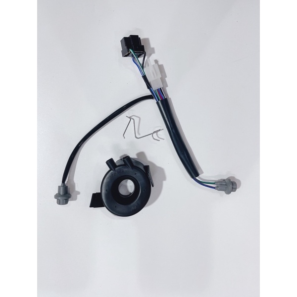 Đuôi đèn trước H4, chui đèn pha 3 chân dòng xe Wave lớn và tay ga….