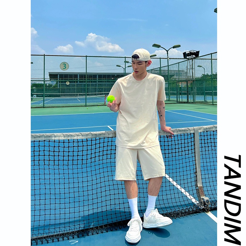 Áo thun màu trơn chất cotton form rộng Unisex