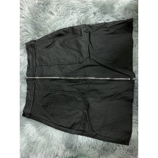 Chân váy da size s