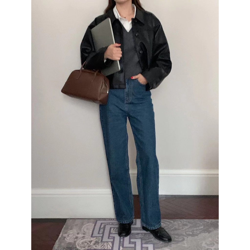Quần jeans dáng suông màu xanh đậm