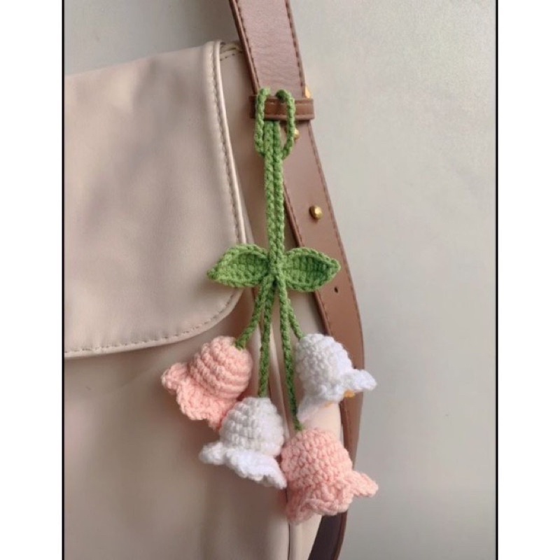 Hoa chuông treo túi