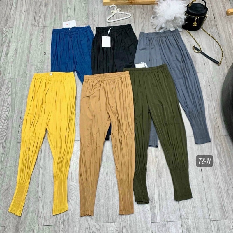 Quần bom mới sịn xò