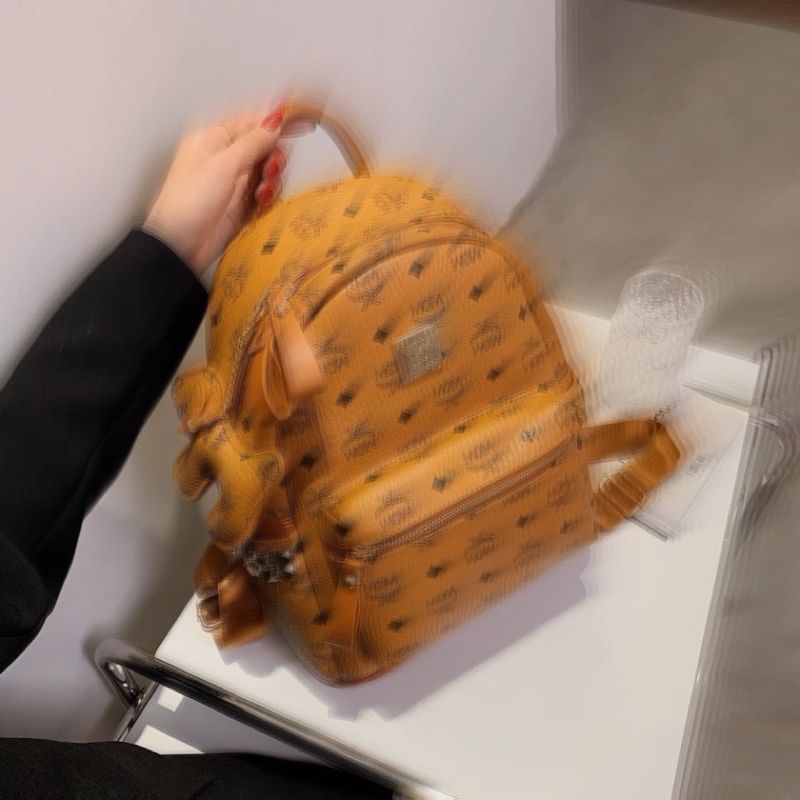 Balo Da Đi Học Đi Chơi M O M Màu Cam size 32cm Đựng Vừa SGK Da Mềm Quai Bản To Dày Dặn M2023 Hàng QCCC