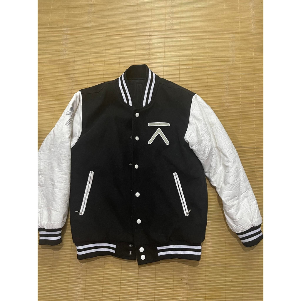 Áo khoác varsity da 2hand