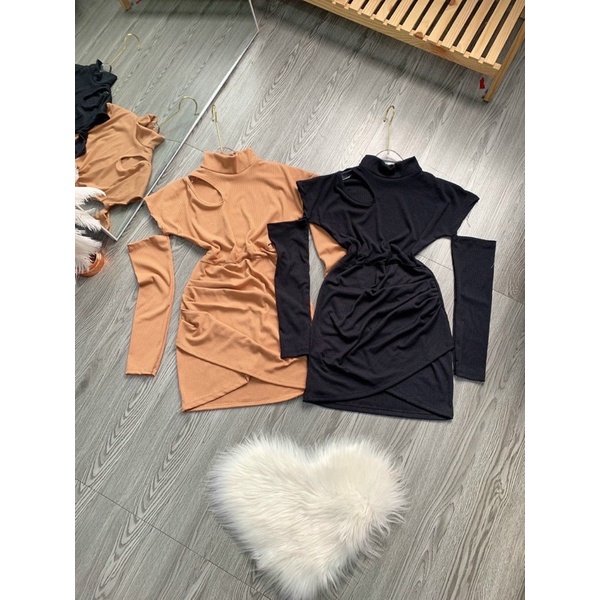 Đầm Body nữ hở khoét vai cổ lọ tay ngắn cá tính