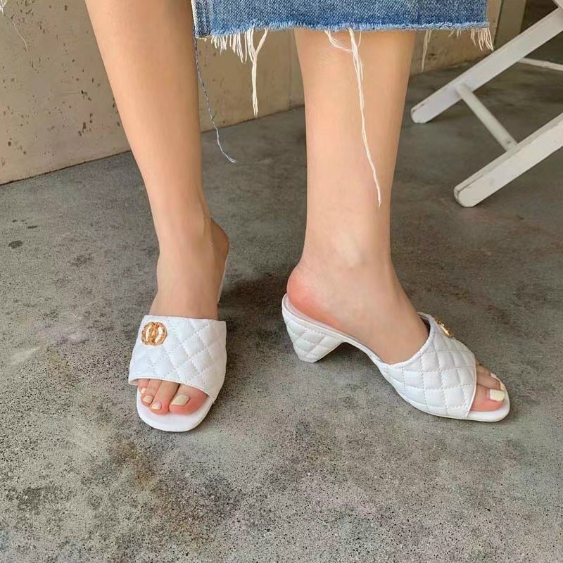 Dép cao gót chan.nel trắng- đen - kèm video thật