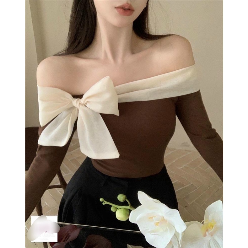 Áo thun gân bẹt vai phối nơ trắng tay dài ôm body tiểu thư TU