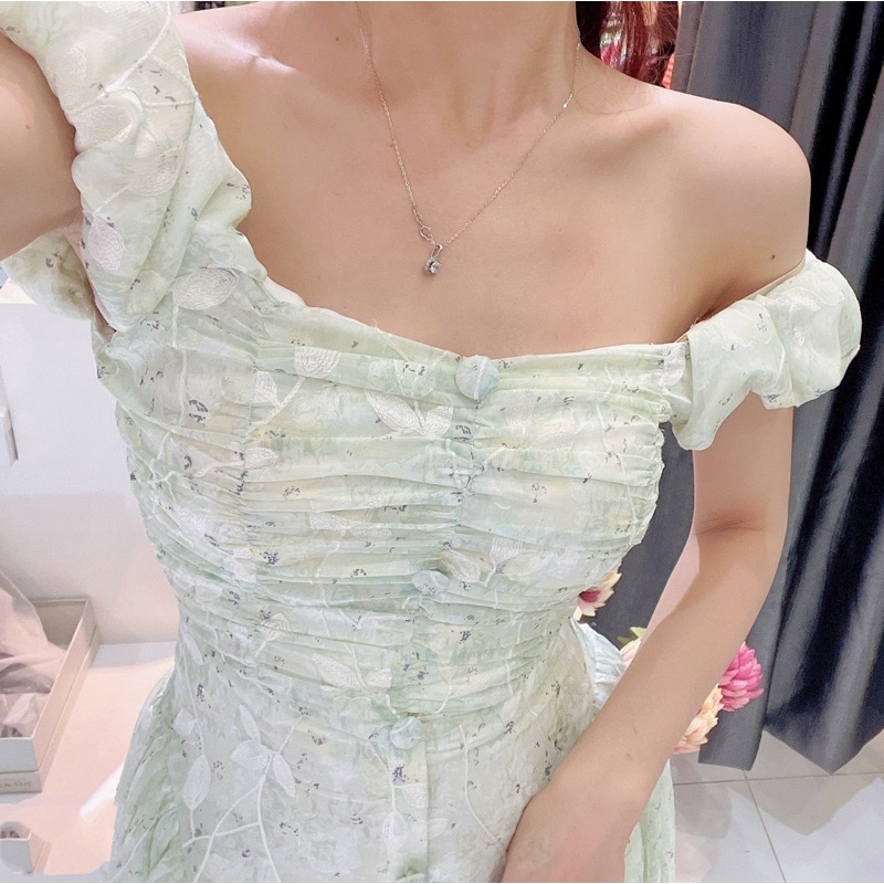 Đầm thiết kê Thêu Hoa
