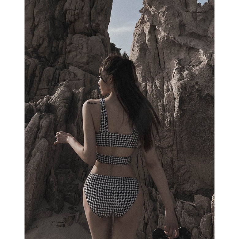 Bikini 2 mảnh đồ bơi đi biển họa tiết ziczac caro đen trắng quần cạp cao che bụng tốt có mút nâng ngực LUHAZO 2809 D-13