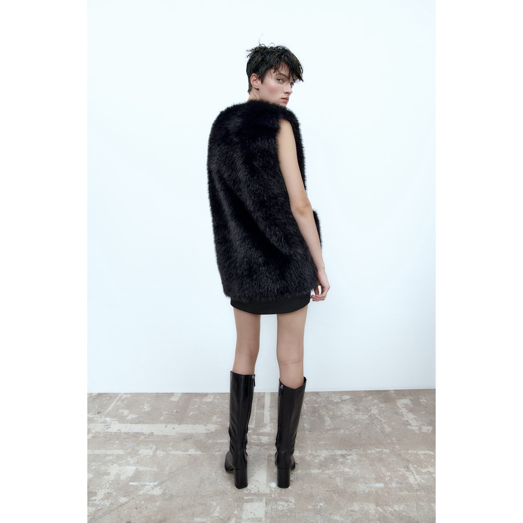 ZARA Đức - Áo khoác vest lông không tay khóa giả da hai túi trước màu đen sale auth new tag cao cấp có sẵn 4360/246