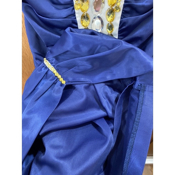 Váy lụa xanh thanh lý